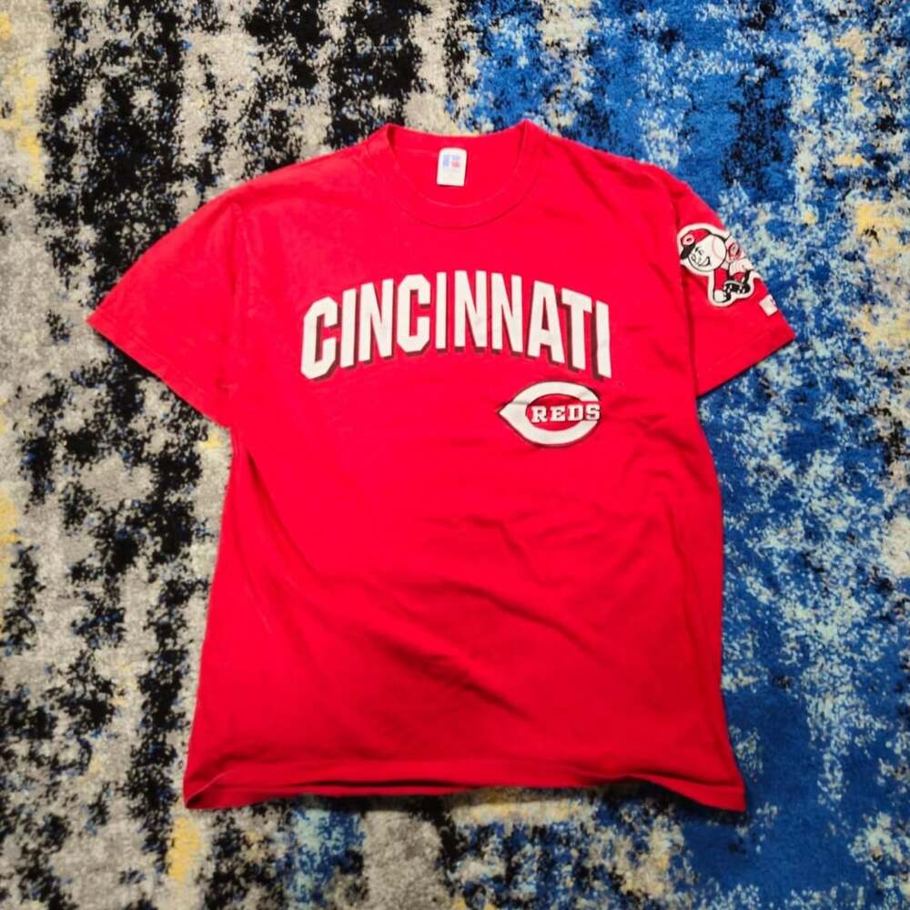Vintage 90s Russell Athletic Cincinnati Reds MLB T-Shirt